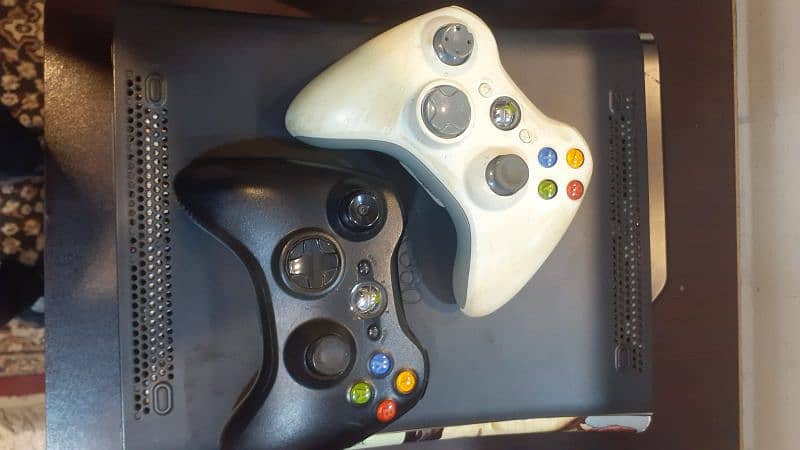 Xbox 360 For sell urgent 4