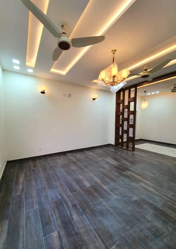 1 Kanal New Tile Flooring Ground With Gas Boring Near Market G-13 6