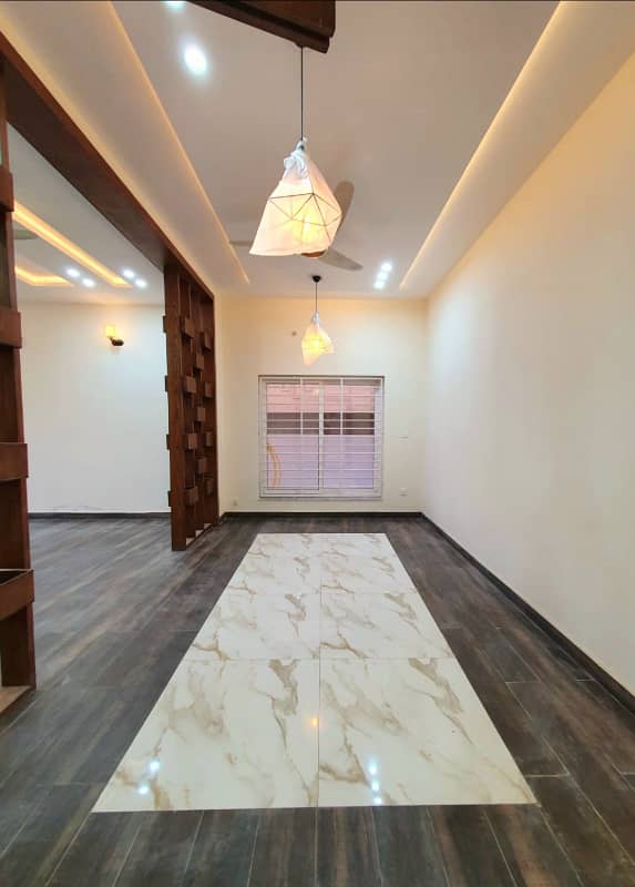 1 Kanal New Tile Flooring Ground With Gas Boring Near Market G-13 16