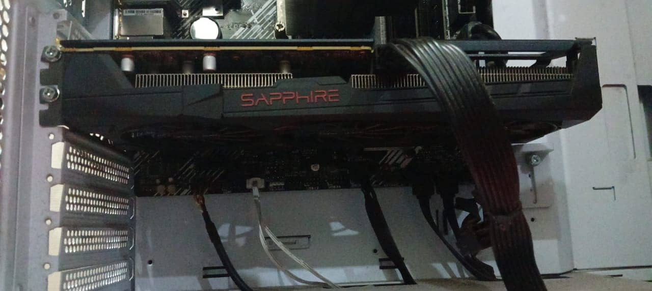 Sapphire pulse RX 5600 xt triple fan non mined 3