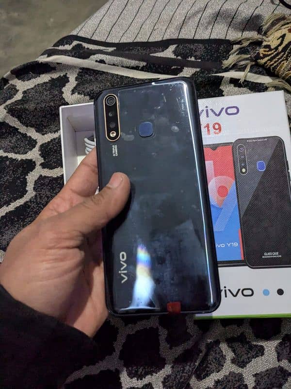 Vivo Y17 & Y19 7