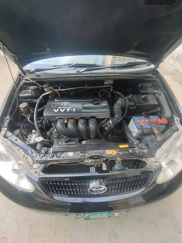 Toyota Corolla Altis 1.8 manual 12