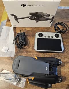 Mavic 3 CLASSIC DJI.  Mint condition 10/10.  Only 15 charging cycles.