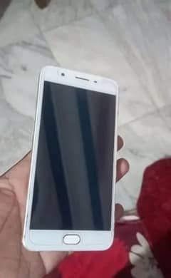 Oppo F1s