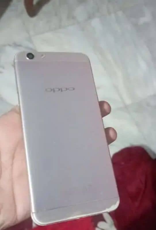 Oppo F1s 3