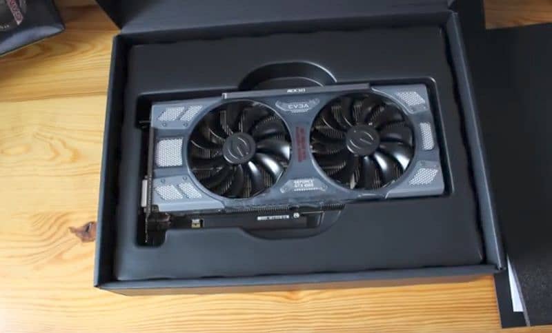 EVGA GTX invidia 1080 inner box available only 0