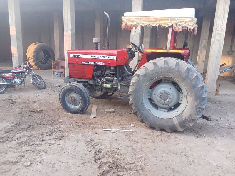 Massey Ferguson 385 Tractor Model 2013 0