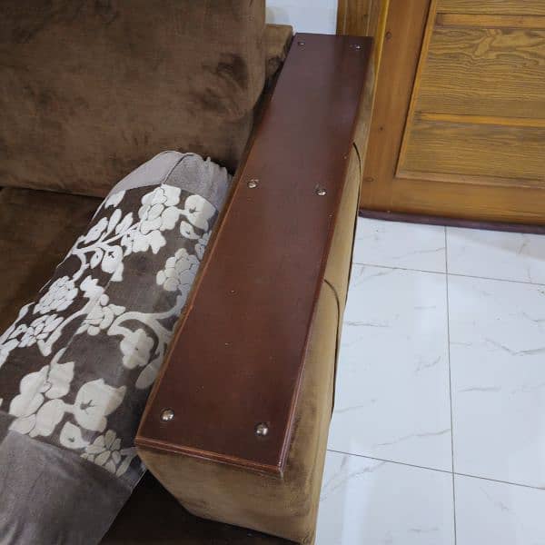 Slightly Used L Shaped Sofa with wooden arm rests 5