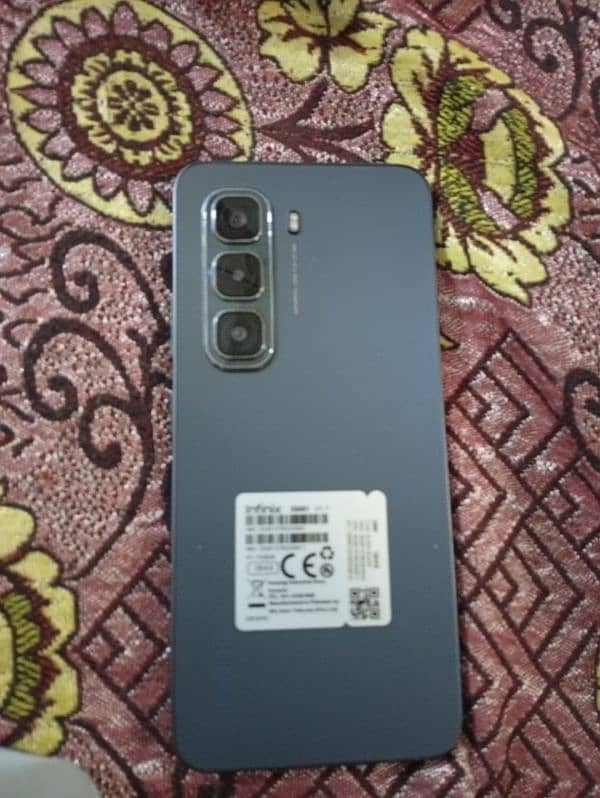 Infinix Hot 50 Pro 16-128 1