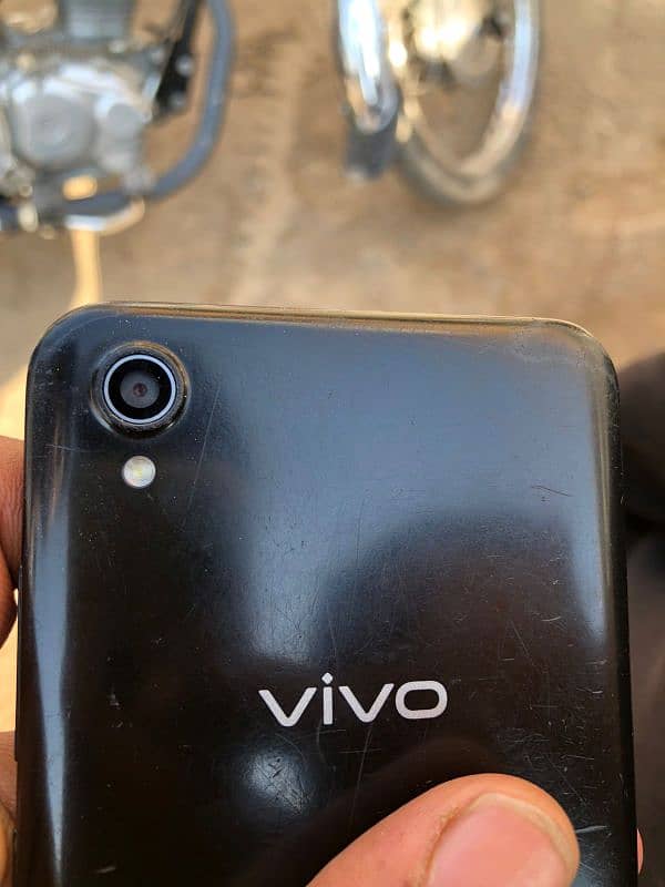 vivo y90 2Gb Ram 32 gb Rom. 5