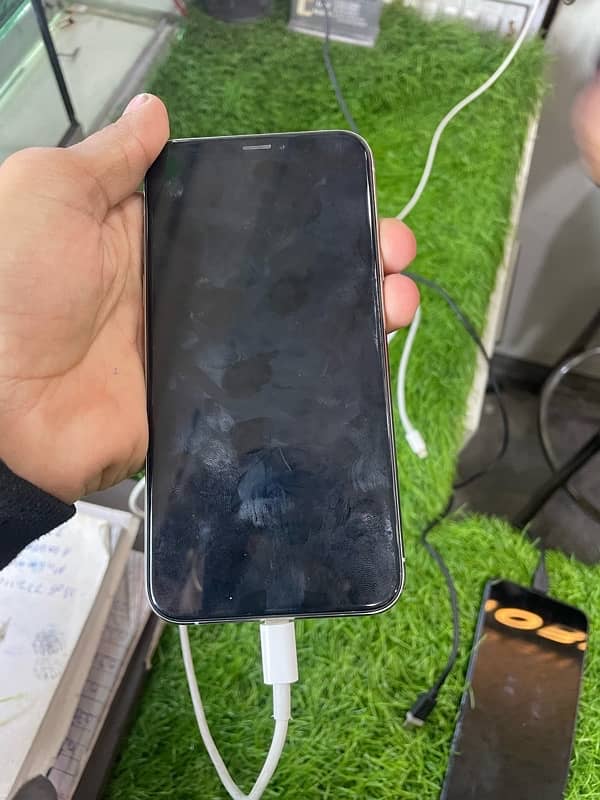 iphone xs 64 gb non pta 4