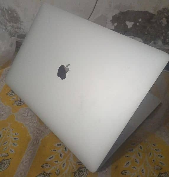 MacBook pro 3