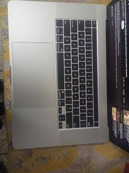 MacBook pro 5