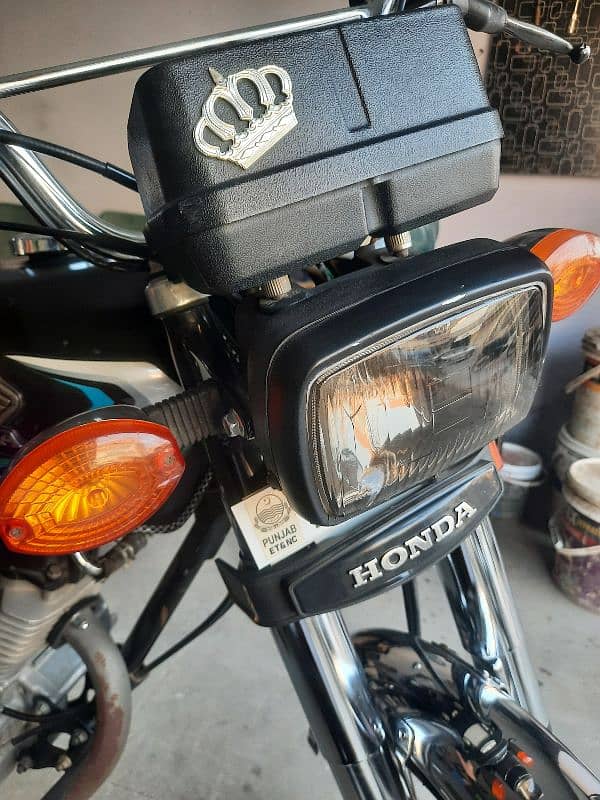 honda cg125 2023 model black beauty 8