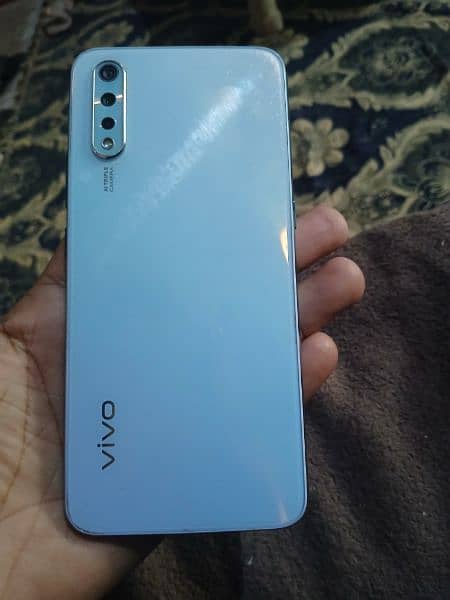 vivo s1 4gb 128gb 03_45_1*1*7*1*4*2*0 0