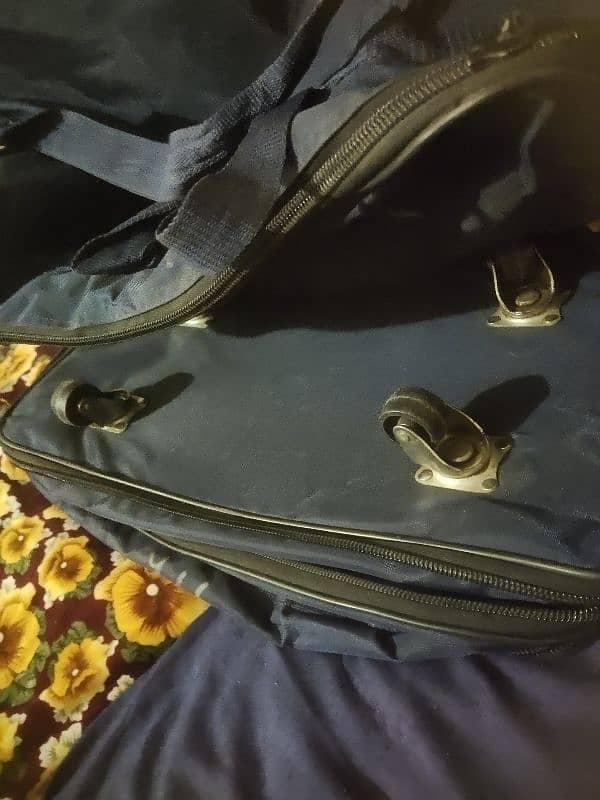 luggage 3 baags 1 piece new 2 use location khushab 1