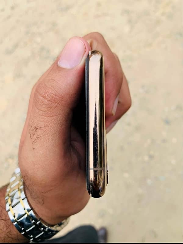 iphone 11 pro dual pta 4