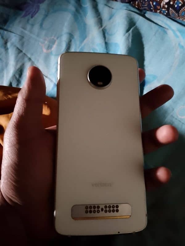 moto z4 non pta 3