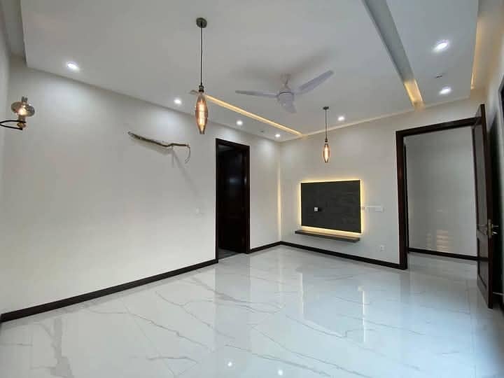 Mumtaz city 1 kanal house for sale 7