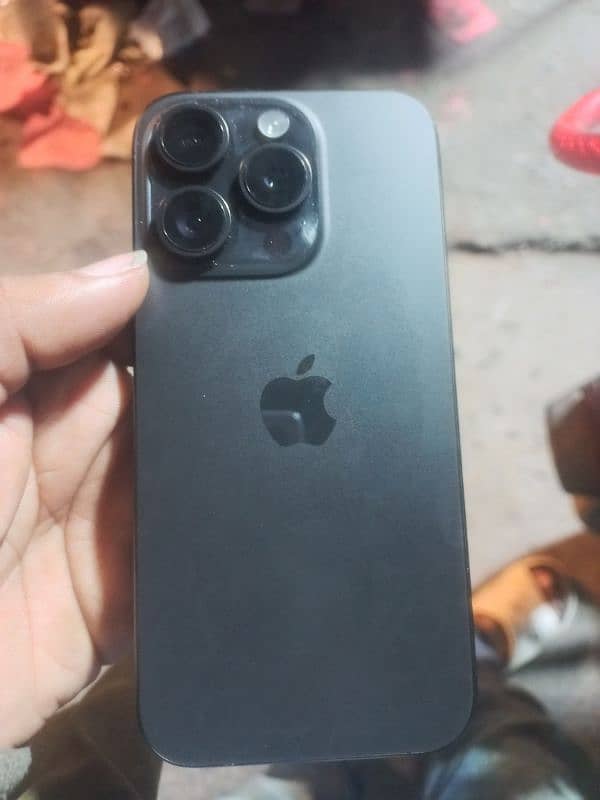 iPhone 15 pro 2