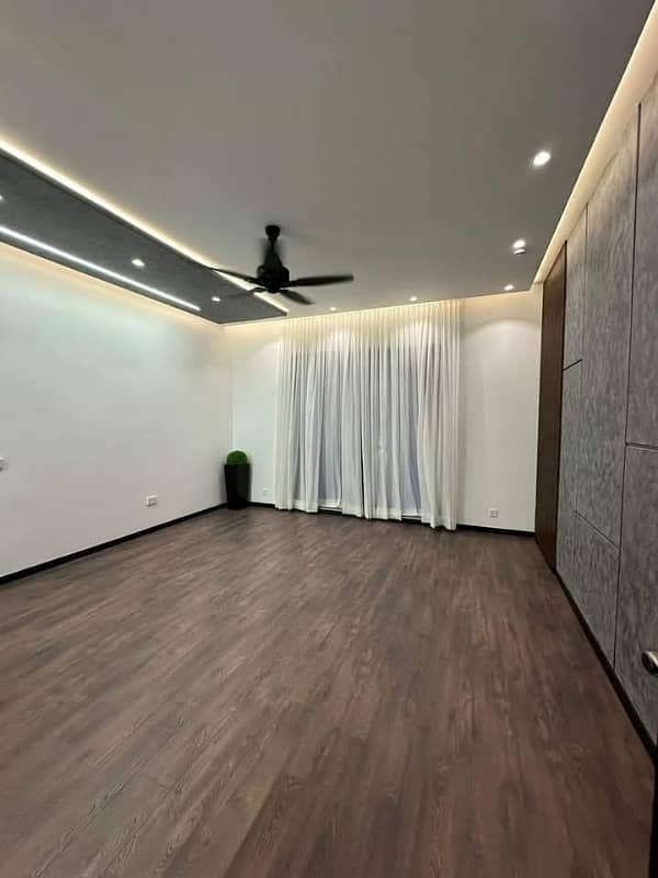 Top City 1 Kanal Incomplete House For Sale 6