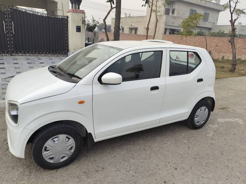 Suzuki Alto 2024 VX (showroom condition) 3