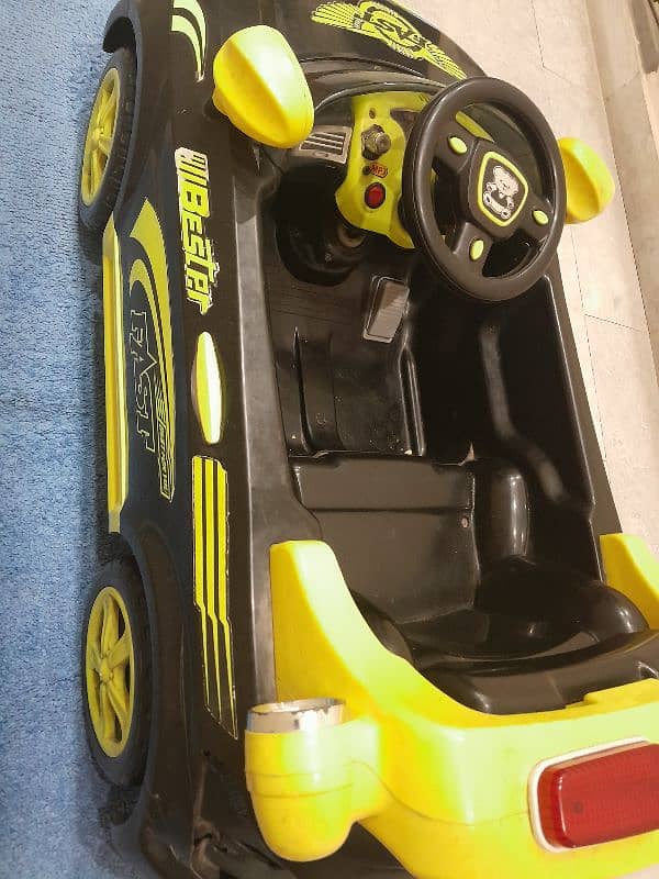 car for kids both functions u can drive it or  remote electronic car 3