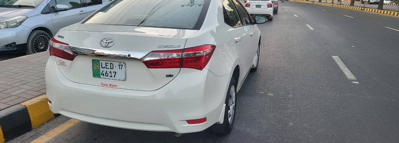 Toyota Corolla XLI Manual 2017 Total Genuine 1