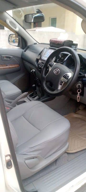 Toyota Hilux Vigo champ 2012 3