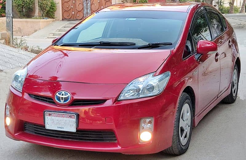 Toyota Prius S Touring 1.8CC Hybrid {SCRATCHLESS CONDITION} 2