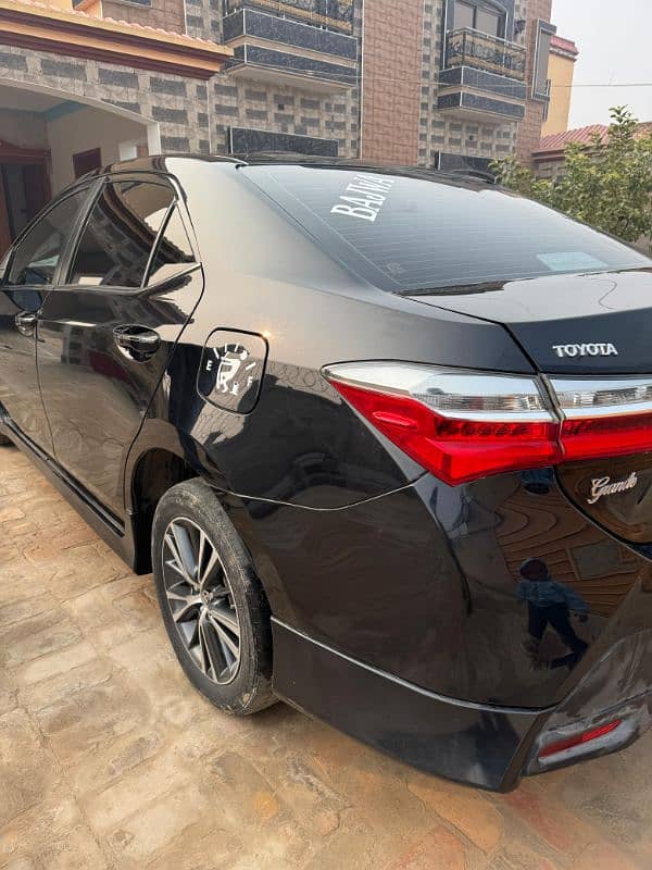 Toyota Altis Grande 2022 15