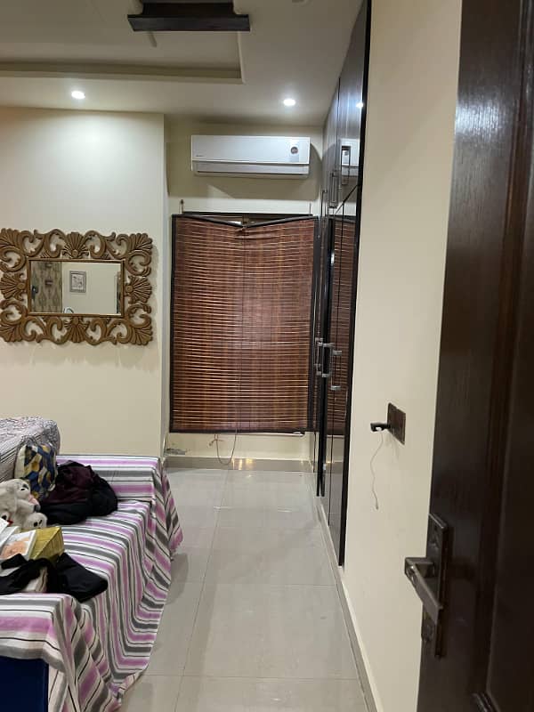 10 Marla House Available For Sale in Overseas B Ext. Bahria Town Lahore 2