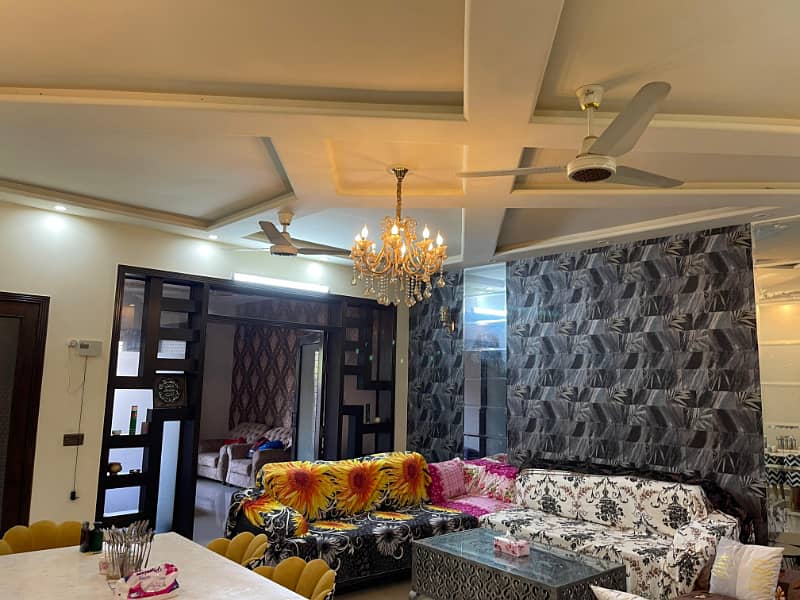 10 Marla House Available For Sale in Overseas B Ext. Bahria Town Lahore 3