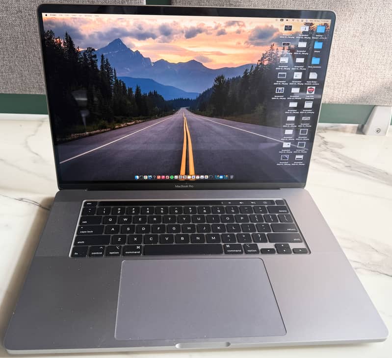 Macbook Pro 16" Inch - Core i9 - 16GB - 1TB 2020 Model - Space Grey 0