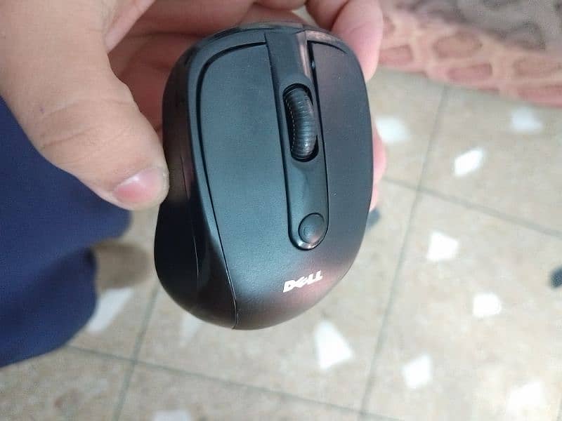 Dell Wireless mouse 1