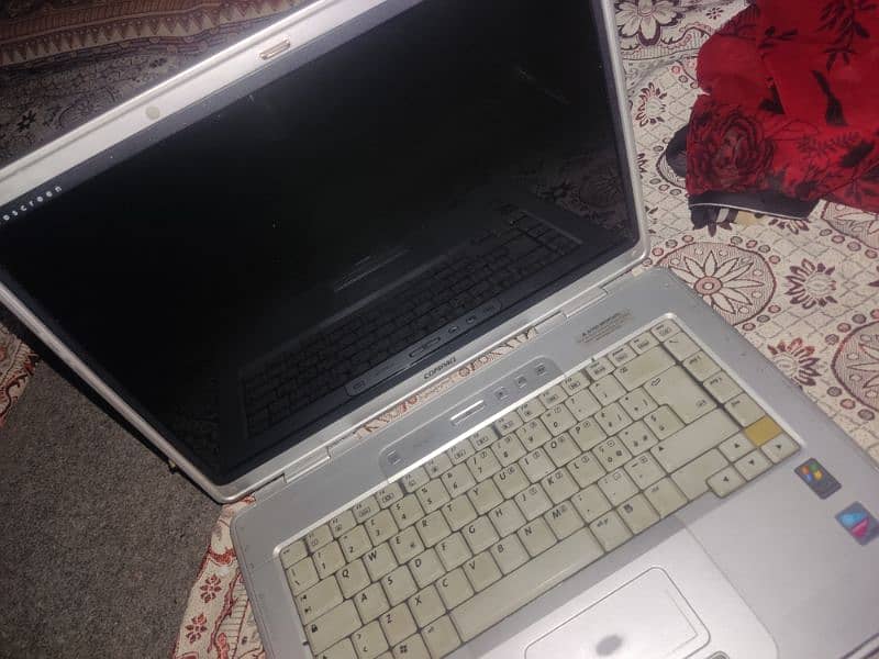 compaq presariov4000 1