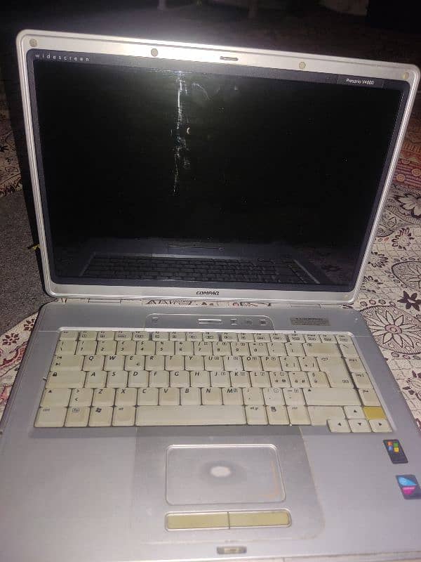 compaq presariov4000 3