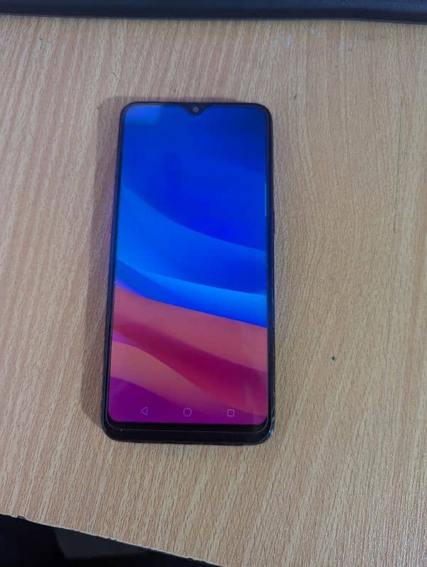 OPPO F9 PRO 1