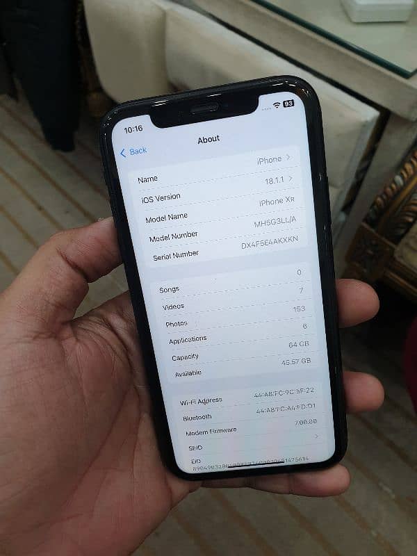 Iphone xr non pta 64gb totally geniune set factory unlock. 2