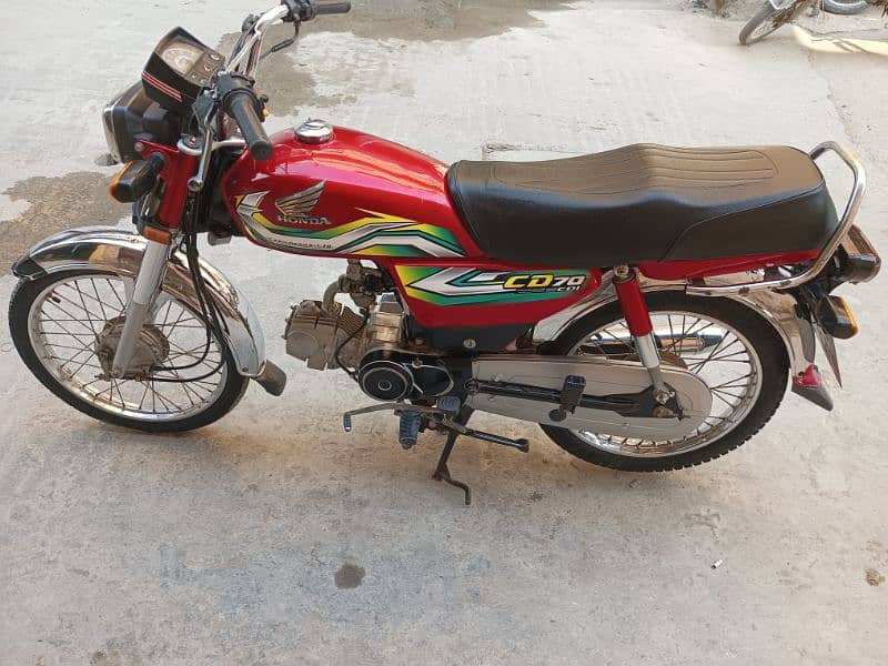 Honda 70 for sale contact no 03325078033 2