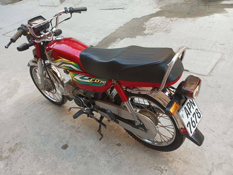 Honda 70 for sale contact no 03325078033 10