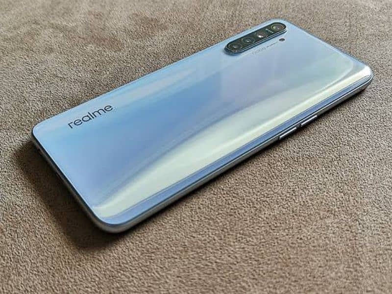 Realme XT 8/128 Super AMOLED Display 3