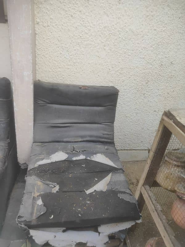 Ruff Sofa for sell 4