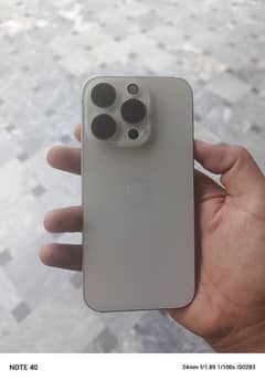 iphone 15 pro 128gb side par ik dot sa agya ha