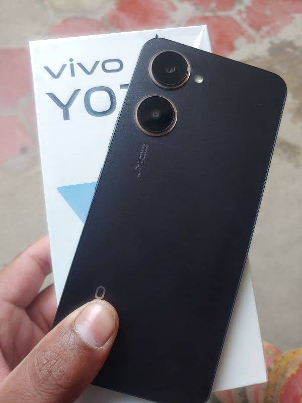 vivo Y03t 4 64 10 10 4