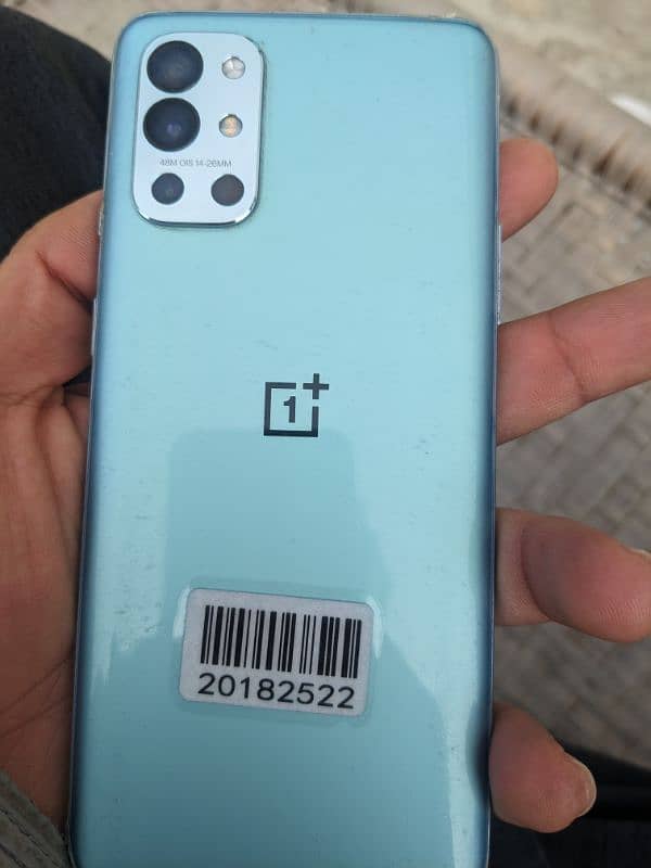 OnePlus 9r 8/128 gb read add 3