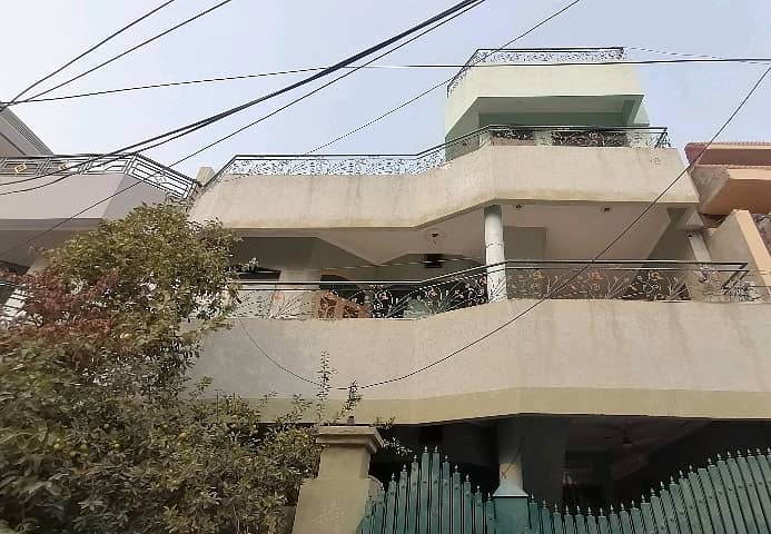 Idyllic House Available In Marghzar Officers Colony For sale 1