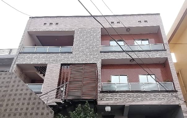 10 Marla House For sale Available In Marghzar Officers Colony 1