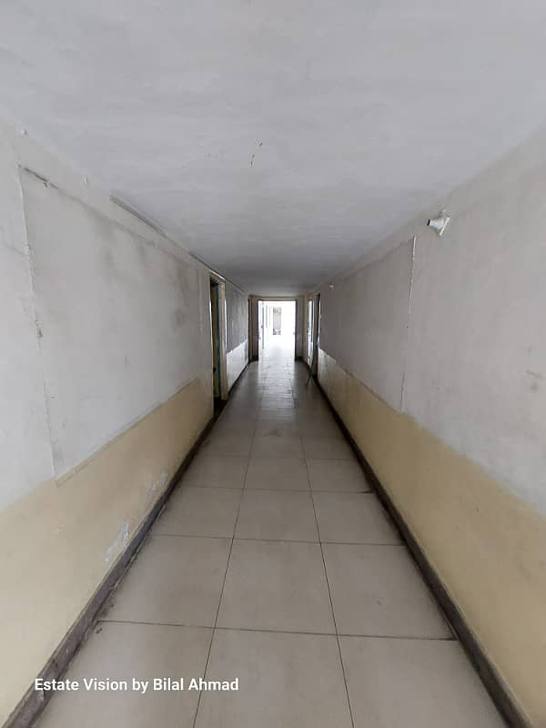 Commercial Building with 28 Rooms 10 bathroom 10 car garage available for rent on jail road 5