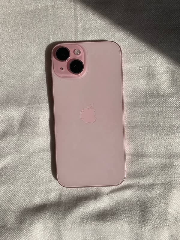 IPhone 15 pink 0